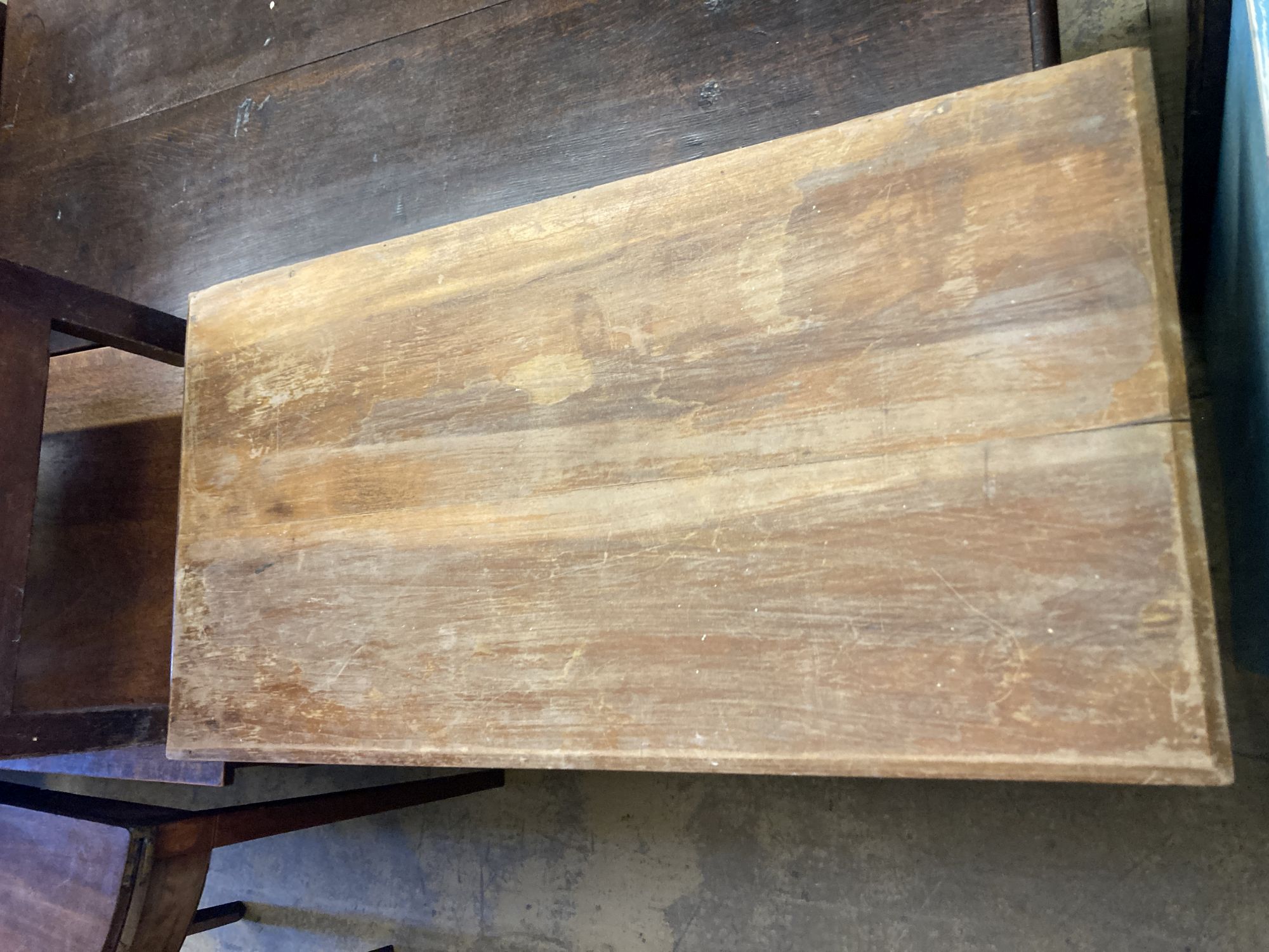 A late Victorian satin walnut chest, width 92cm, depth 48cm, height 78cm